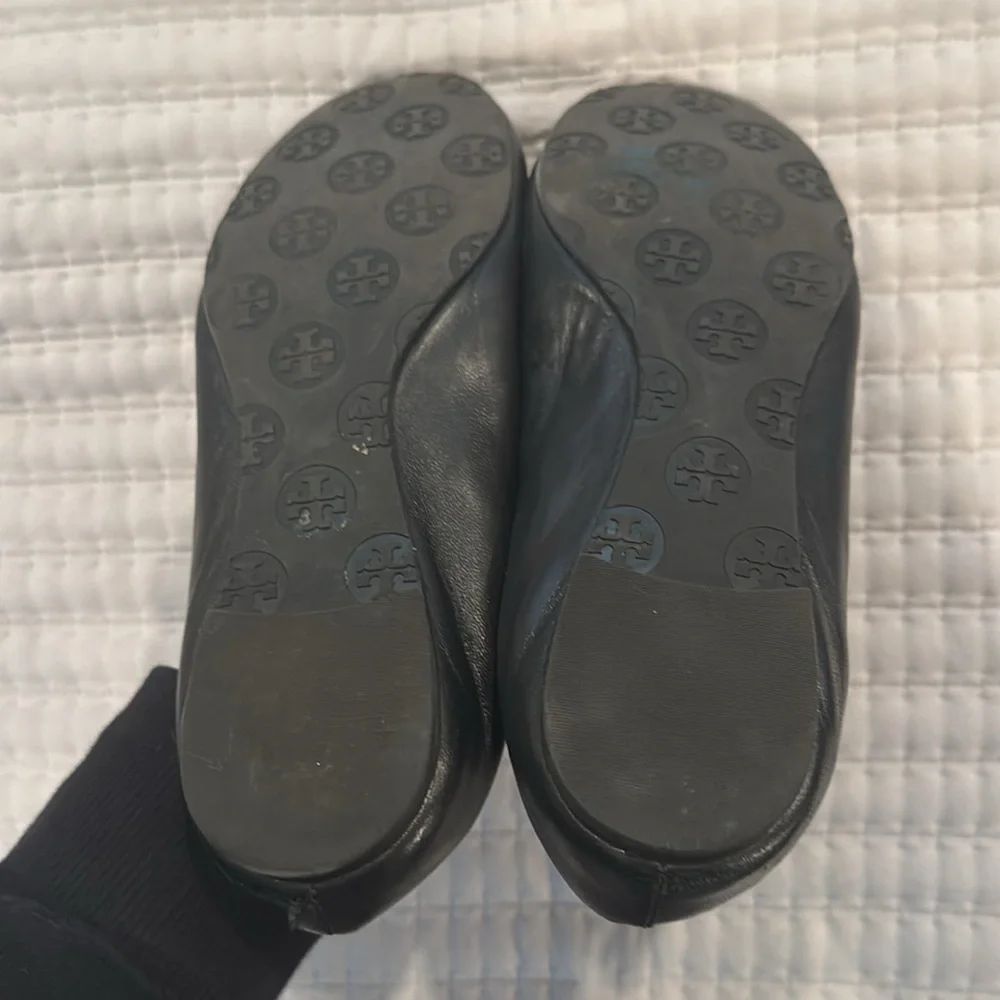 Tory Burch leather ballet flats- black with gold logo. Size 7 1/2